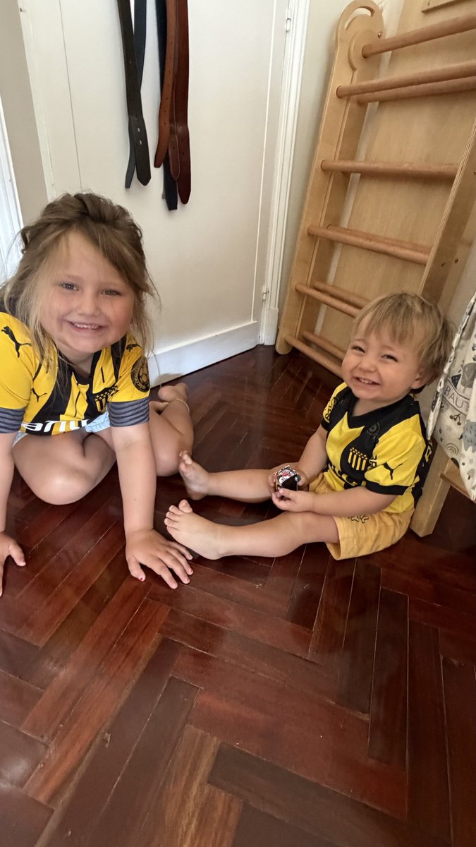 Aaguss23's tweet photo. La tranquilidad del deber cumplido 
Te amamo @OficialCAP https://t.co/uWsva6uMsk