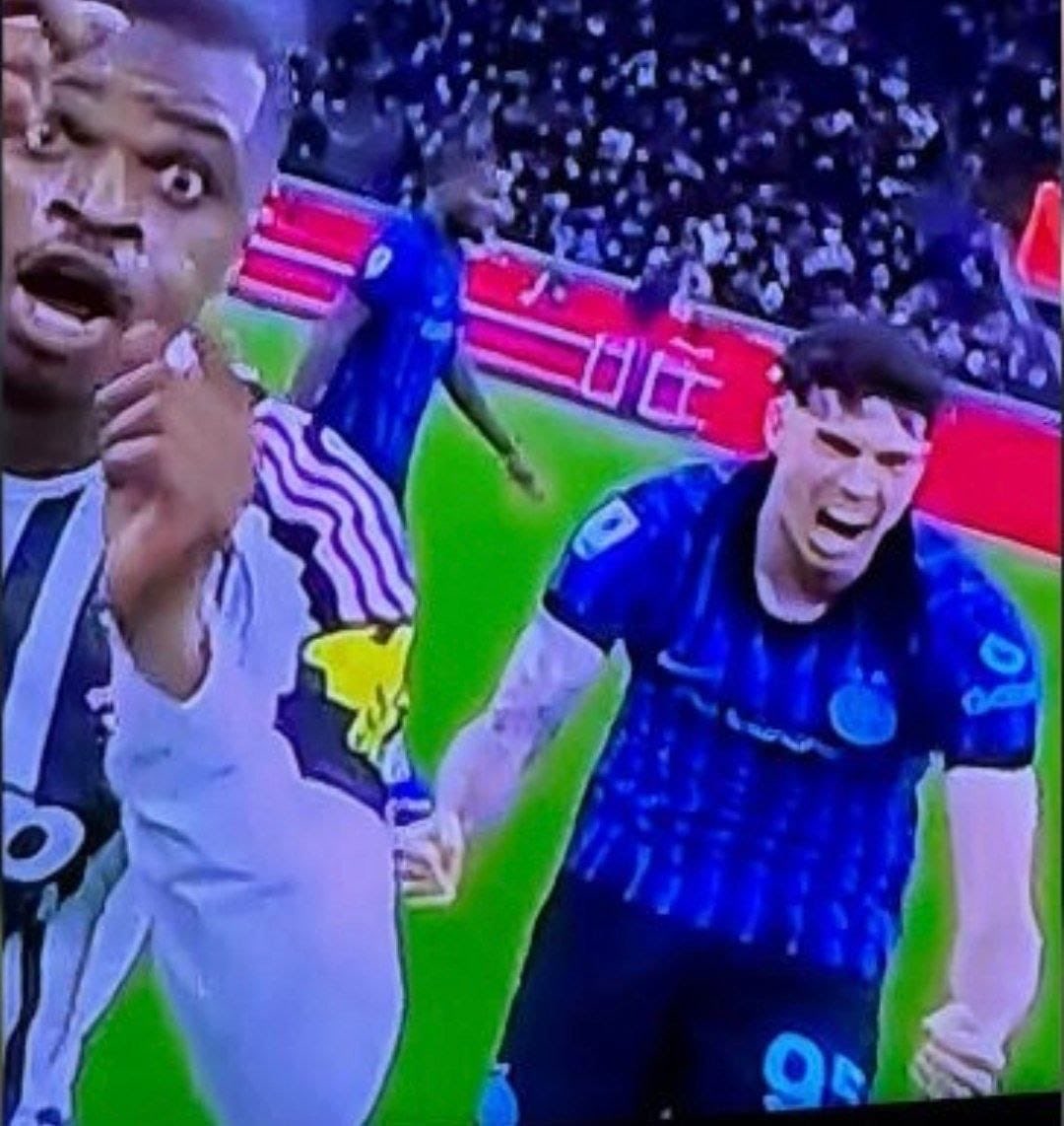 simonegianc's tweet image. Nella vita funziona che prima o poi ti torna tutto indietro, pezzo di merda.
#InterJuve #jvtblive