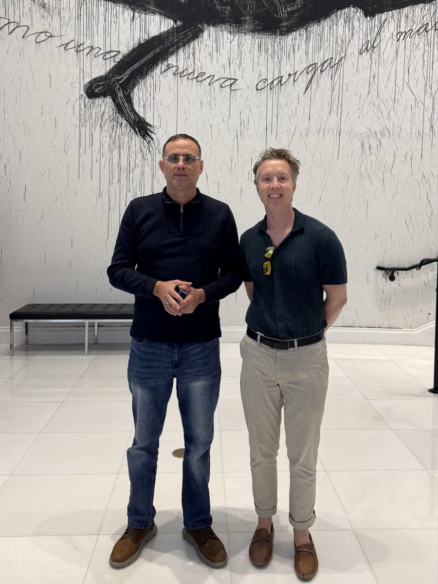 ryhicks's tweet photo. I had the honour of meeting Cuban opposition leader José Daniel Ferrer at the Cuban Museum today in Miami.

For speaking out for human rights, he has been imprisoned and tortured by the Cuban regime — yet he continues to fight. (1/2) @jdanielferrer https://t.co/oRVESiEE99