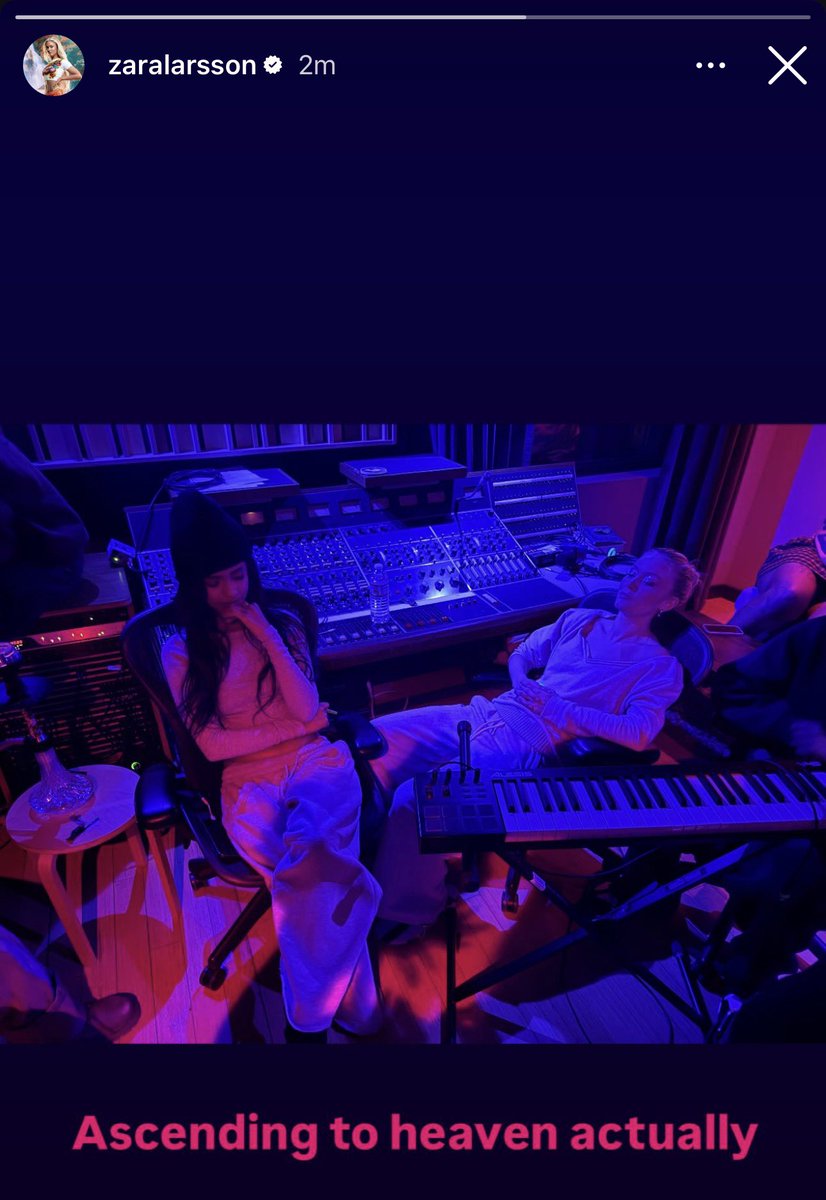 venusjmi's tweet image. THE ZARA X TYLA COLLAB IS COMING IM SHAKINGGGGGGGG