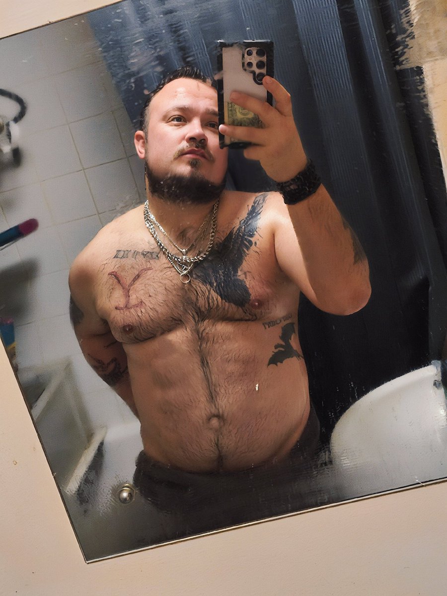 Tourettes Lad Official tweet media