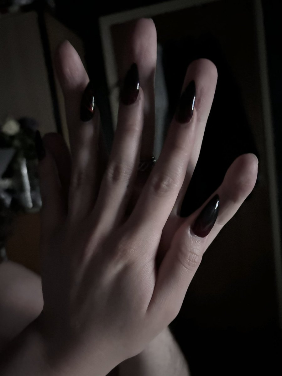 🕸️ Lulu ˖°🪦 ࣪𖤐 tweet media