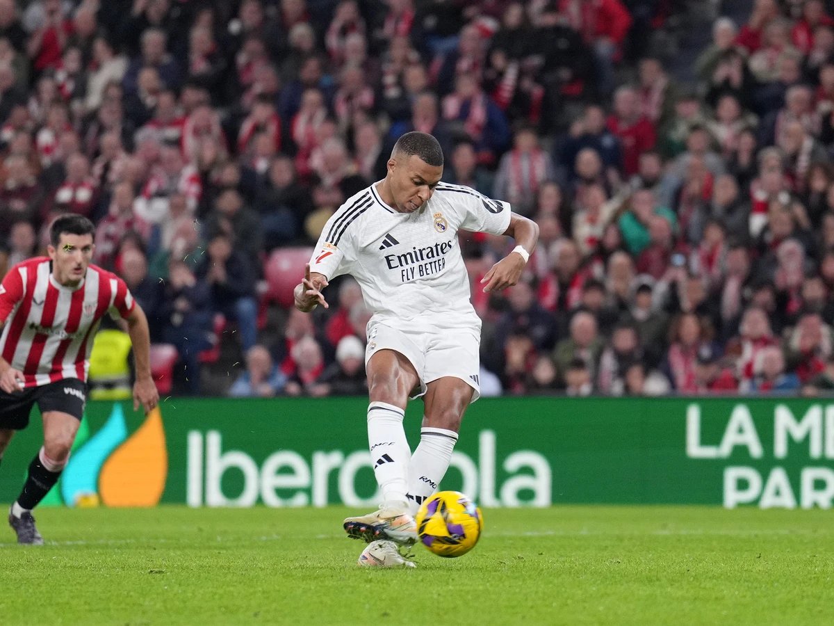 🎯 Le Real Madrid devient la première équipe de l'histoire de LaLiga à marquer 11 buts sur penalty lors des 24 premières journées d'une saison de Liga

🗞️ <a href="/LaLigaenDirecto/">Fran Martínez</a>