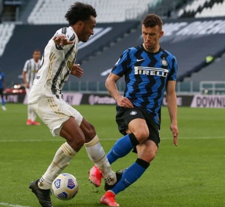 Out of Context Inter tweet media