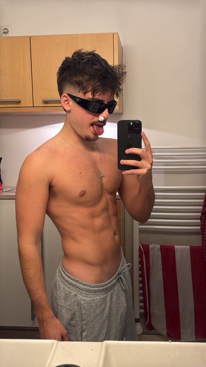 Luuk van Leeuwen tweet media