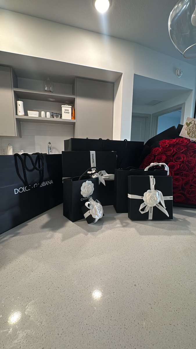 Nikiah Nicole tweet media