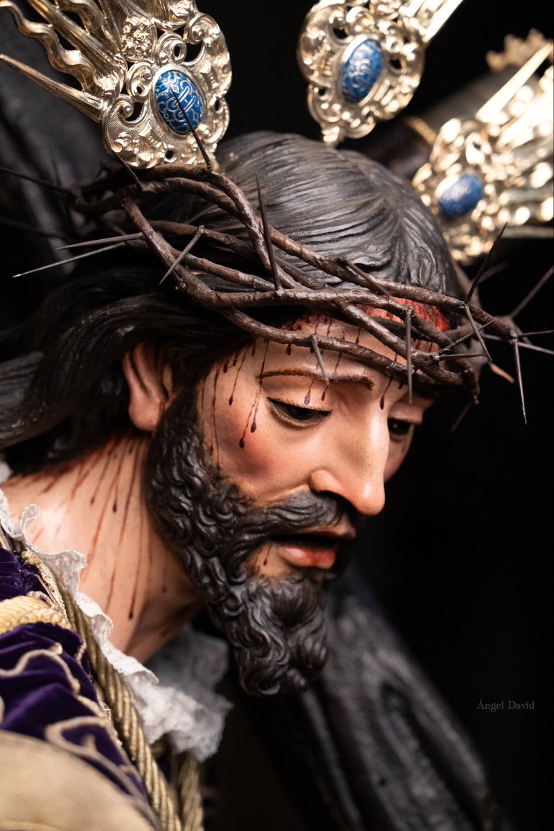Jesús con la cruz al hombro 

<a href="/hdad_elValle/">𝐻𝑒𝑟𝑚𝑎𝑛𝑑𝑎𝑑 𝑑𝑒 𝐸𝑙 𝑉𝑎𝑙𝑙𝑒</a> 

#reportaje #fotos  #viral  #parati  #elvalle