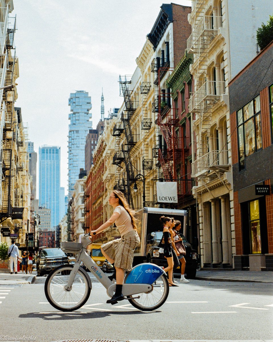 viewfinderthis's tweet image. New York City on 35mm Film