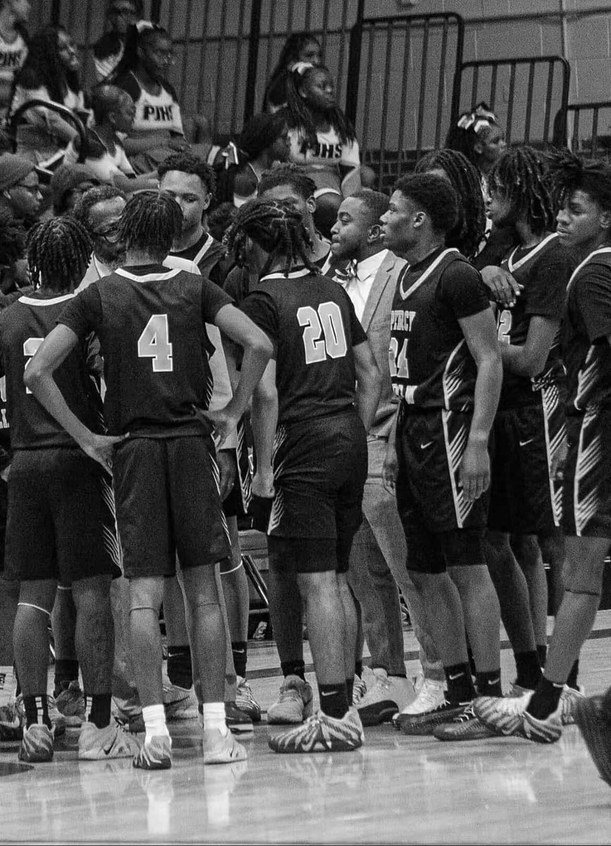 Percy Julian High School 🏀 tweet media