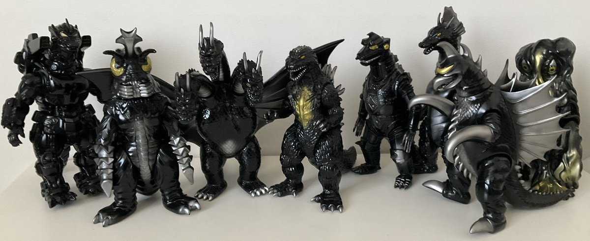 マーミット 怪獣部屋を掘り進んで発掘したマーミットのブラック怪獣