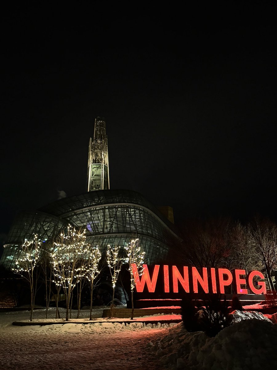 Leftycarol tweet media