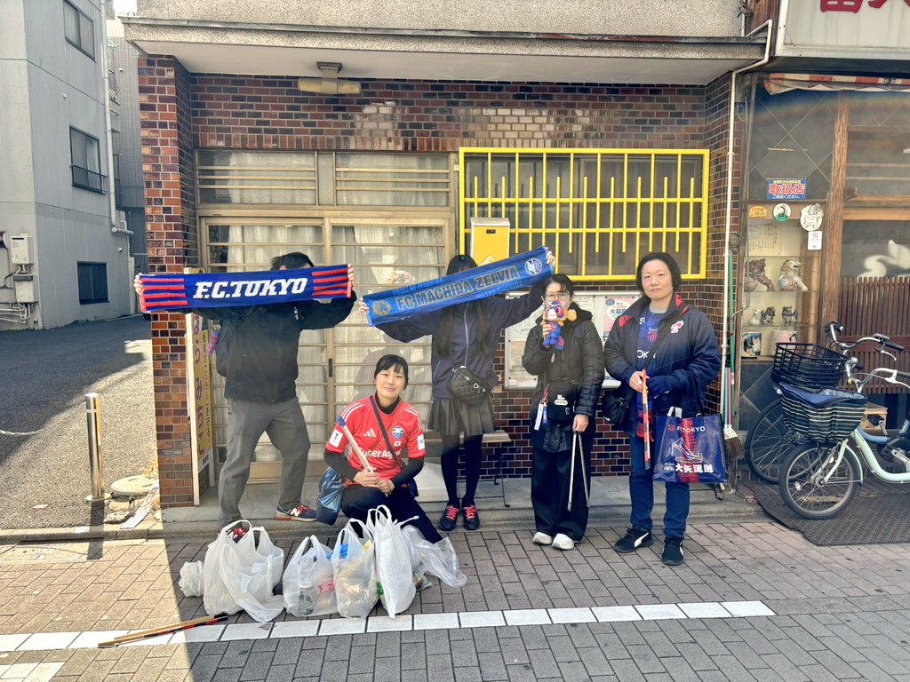 コラボの力って、すごい！

今回のJリーグサポーターによるゴミ拾いには、Jリーグとコラボしている「アイドリッシュセブン」の板橋区のファンも参加！
今までJリーグに全く興味がなかったところ、コラボを機にユニを着て参加しました。
#Jリーグ
#アイナナJリーグ