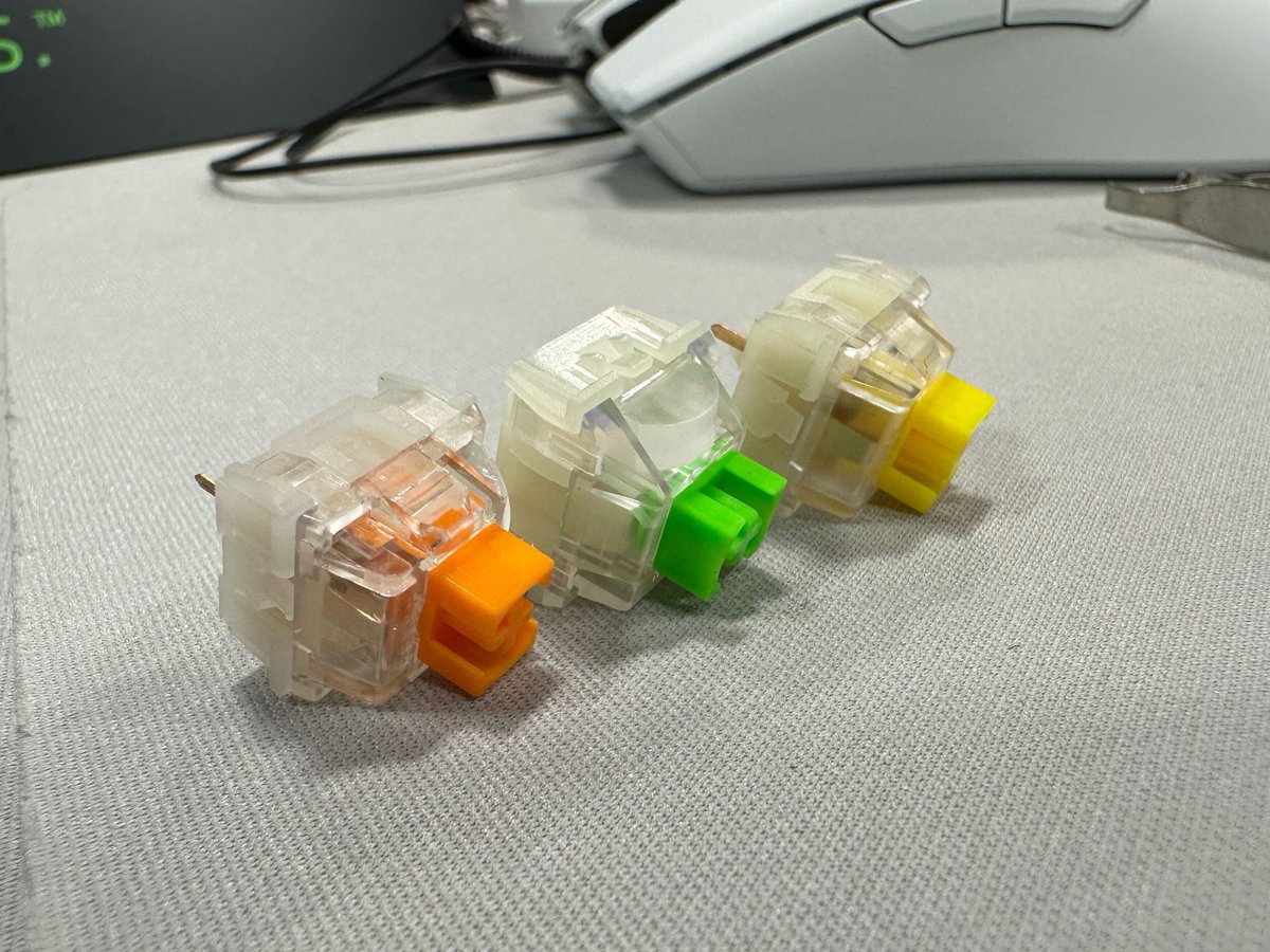 RAZER STORE】 ⌨️3ピン メカニカルスイッチ🐍 『Mechanical Switches