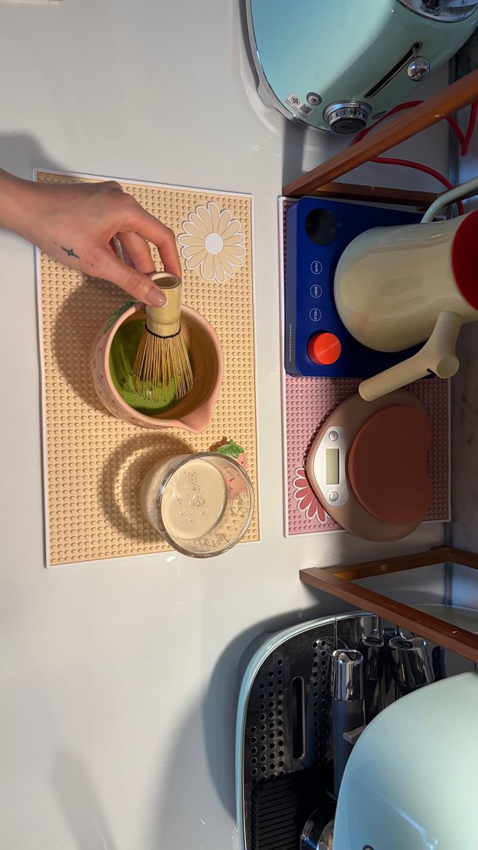 Junenannirin_TH's tweet photo. [ 260215 ] 🐈‍⬛🍒
IG Story : june_nannirin

#Junenannirin #จูนณัณณิริณ #JuneGraduationDay @JUNE_NANNIRIN https://t.co/FnwLl5TU95
