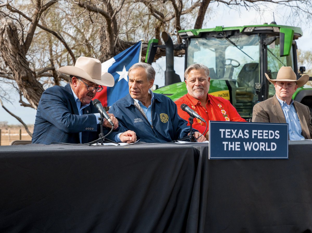 GovAbbottPress's tweet photo. Did you know that Texas is #1 in cattle and a top producer of vegetables, wheat, and citrus fruits?

That keeps YOUR costs down at the grocery store. https://t.co/72qP5dVIvY