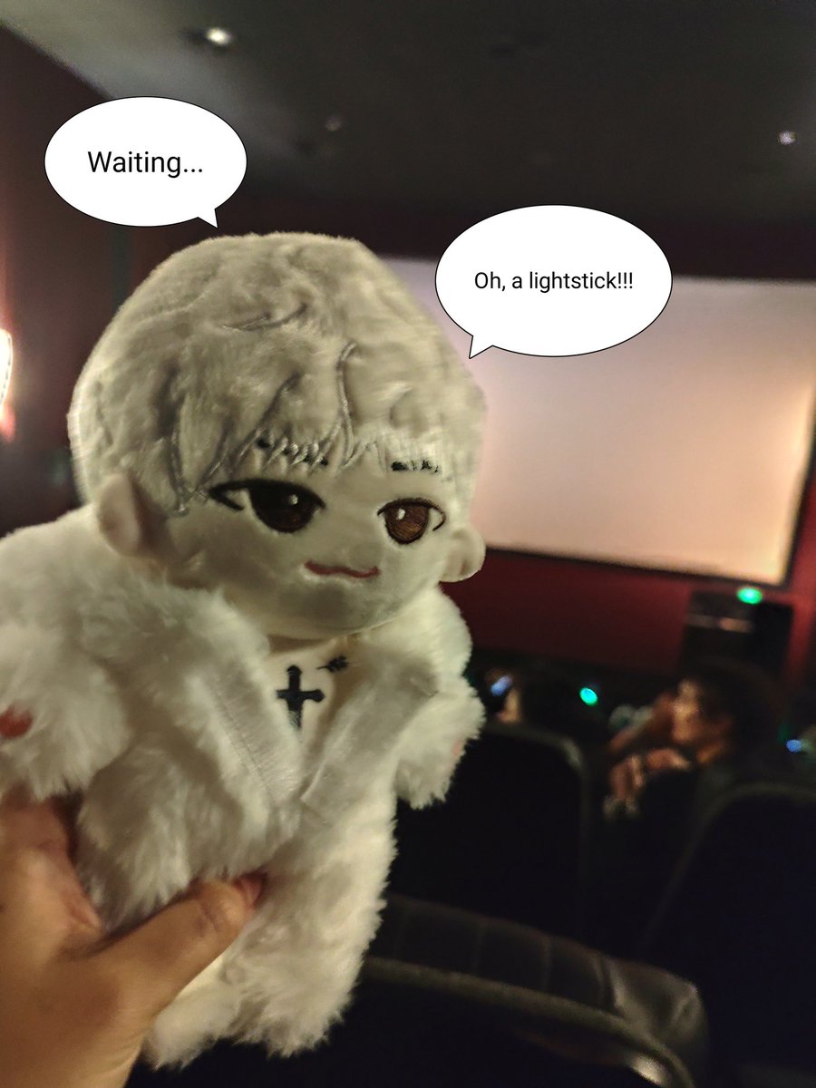 Le Petit Woosung &amp; I watched the documentary,we laughed &amp; cried (a lot). <a href="/TheRose_0803/">더로즈_The Rose</a>,I'm speechless, but my love &amp; admiration have grown so much.I'd like to hug each one of u &amp; say that I'm always still here🥹!

#TheRose #TheRoseInTheaters #therosedoc #sammy #leo #jeff #dylan