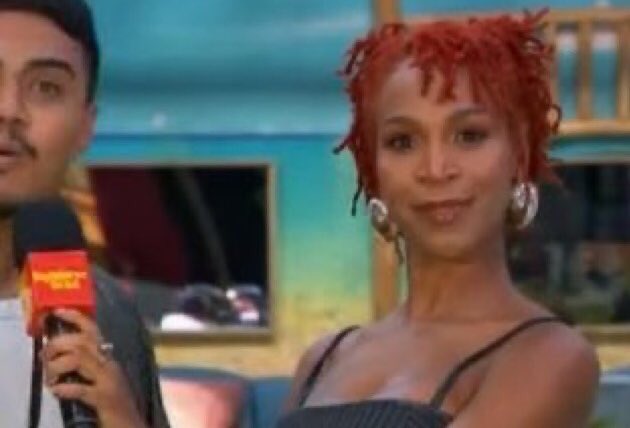 a milena de porre um acontecimento meu deus a ana paula de 2026 tendo que cuidar da ana paula de 2016