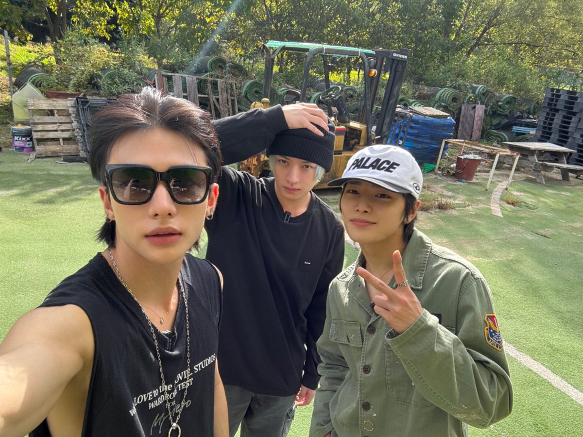 hxnjxnnnn's tweet image. My loves