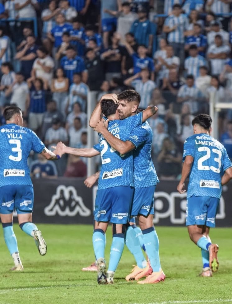 #AtléticoTucumán Atlético no ganaba 4-0 por torneo local desde el 23-8-2022 frente a Barracas Central.

En esa oportunidad los goles fueron convertidos por: Cristian Menéndez, RRR, Joaquin Pereyra, Mateo Coronel.