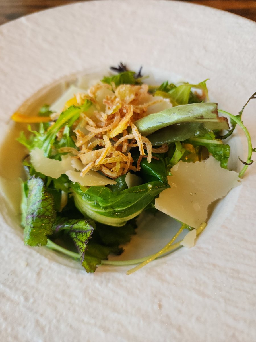 TeslaBoomerPapa's tweet photo. 4 first courses (started nibbling on the first before taking the pic!) https://t.co/OOP7rCScHk