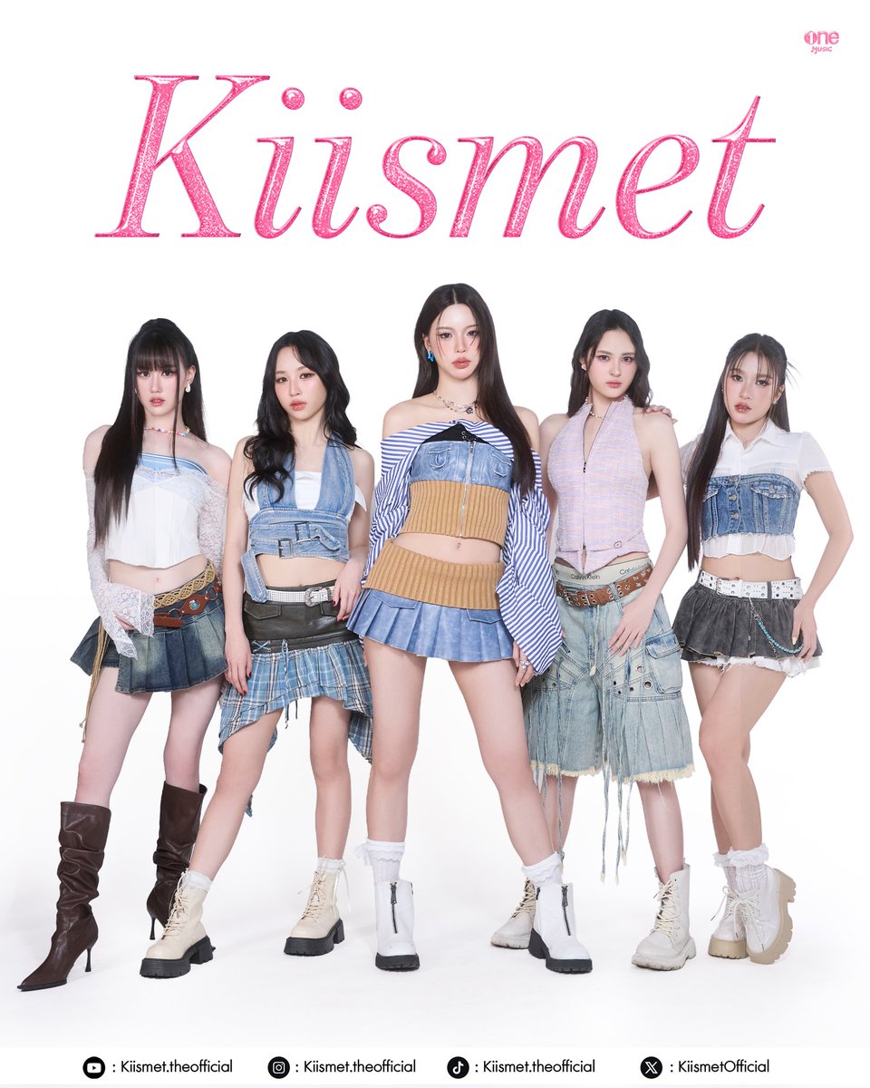 ทำความรู้จัก 5 สาวจากวง “Kissmet” เกิร์ลกรุ๊ปวงแรกจากค่าย one music
.
Kiismet
Kiismet (คิส’เมท) วงเกิร์ลกรุ๊ป วงแรกภายใต้ค่าย one music โดยมีจุดเริ่มต้นจากการเฟ้นหาเด็กสาวที่มีความสามารถจากทั่วประเทศไทย ผ่านกระบวนการออดิชันที่เข้มข้นและการฝึกฝนอย่างหนักกว่า 3 ปี จนเป็น 5