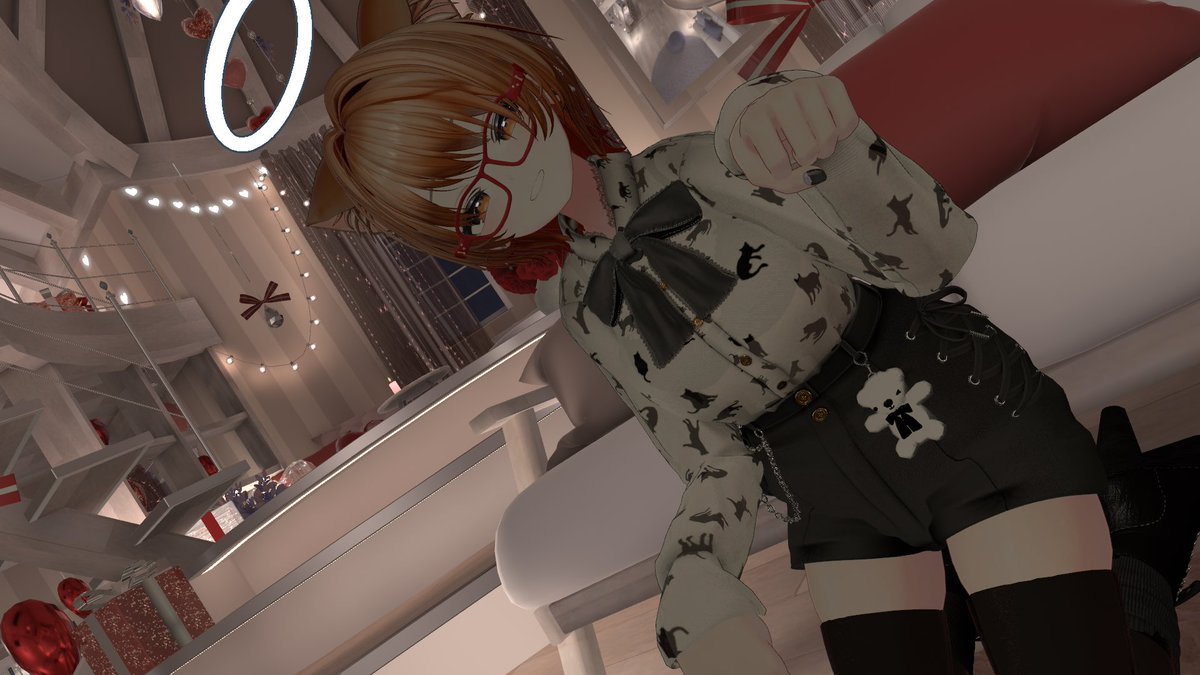 nin2's tweet image. これはド深夜～朝方にぶいちゃ行って撮ってきたバレンタインのお写真と新しいショート髪のお写真