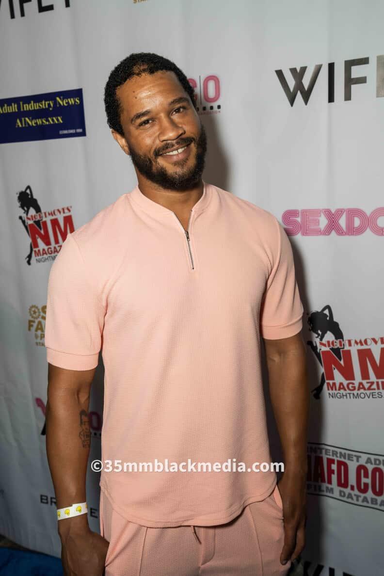 Burbank Misfits & Sarah Lace tweet media