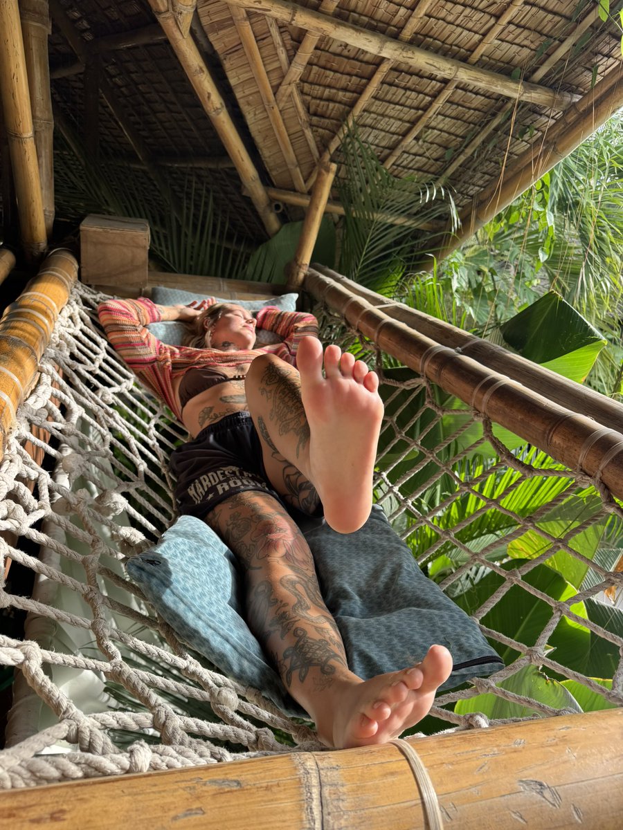 Findomme Lexi 😈 tweet media