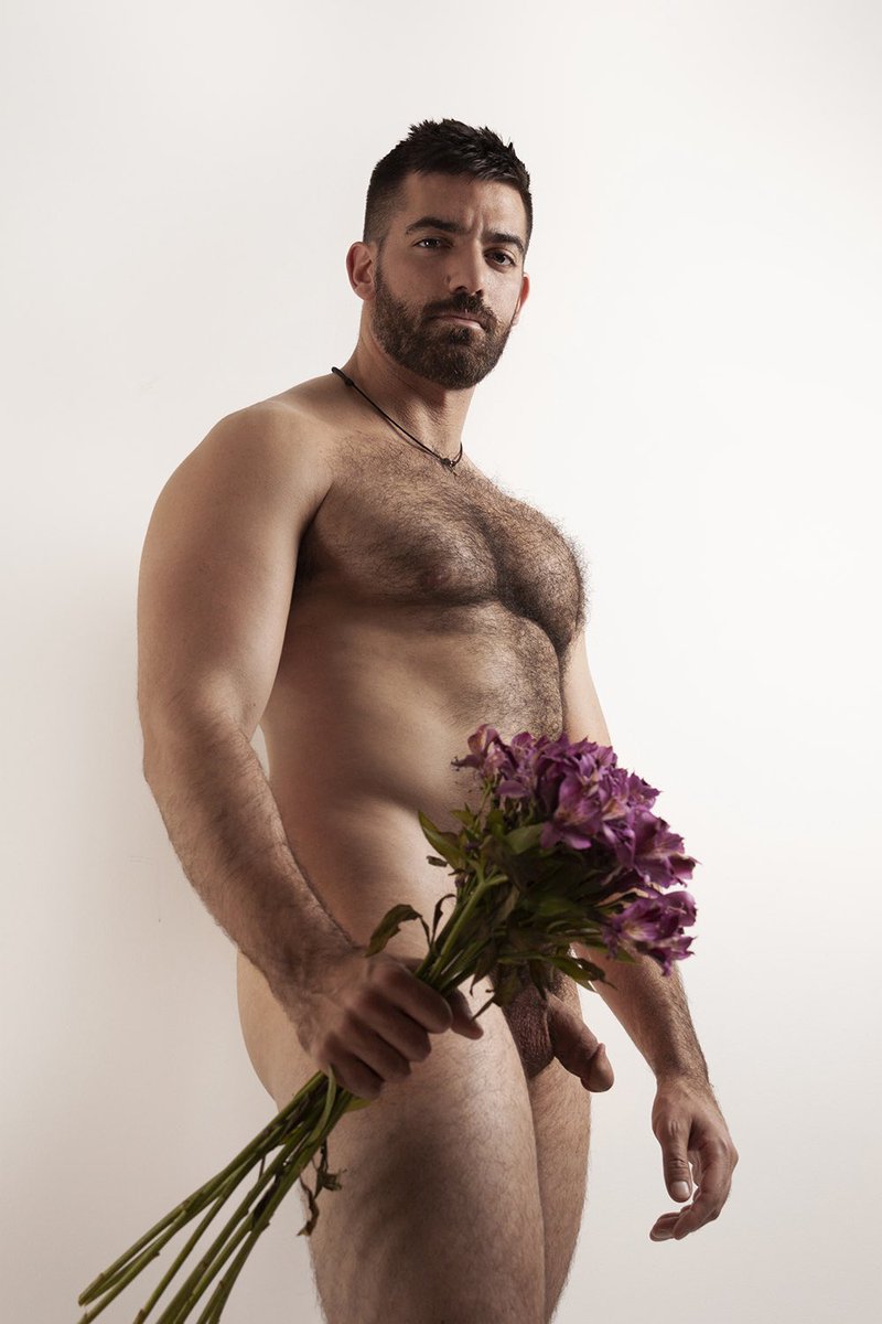 TheGayGaston's tweet photo. Be mine 💘 https://t.co/9FvwtGKn3d