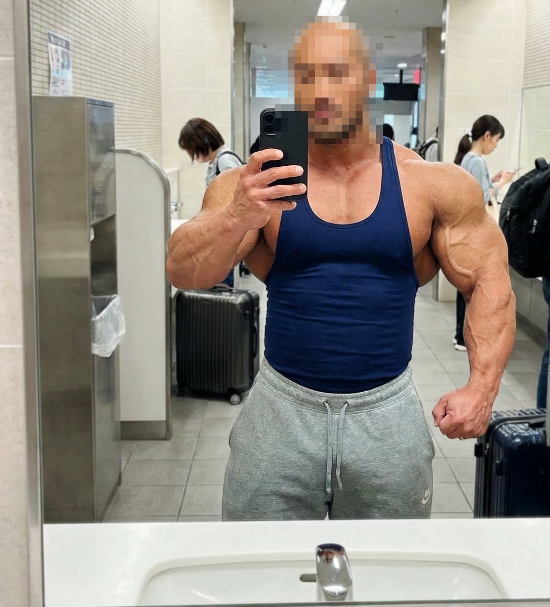 Muscle-Y tweet media