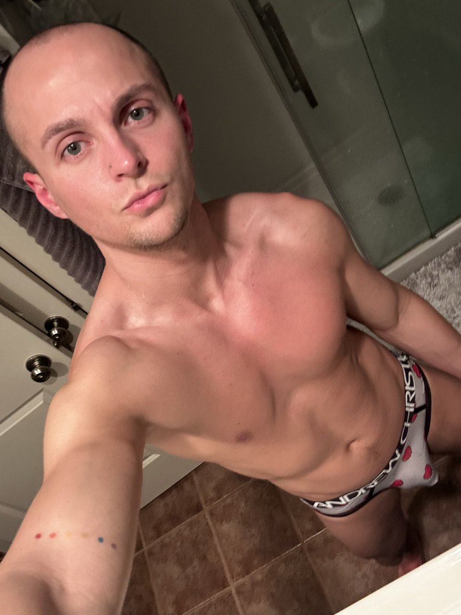 Drew Funk 😉 💦 (20.7k) tweet media