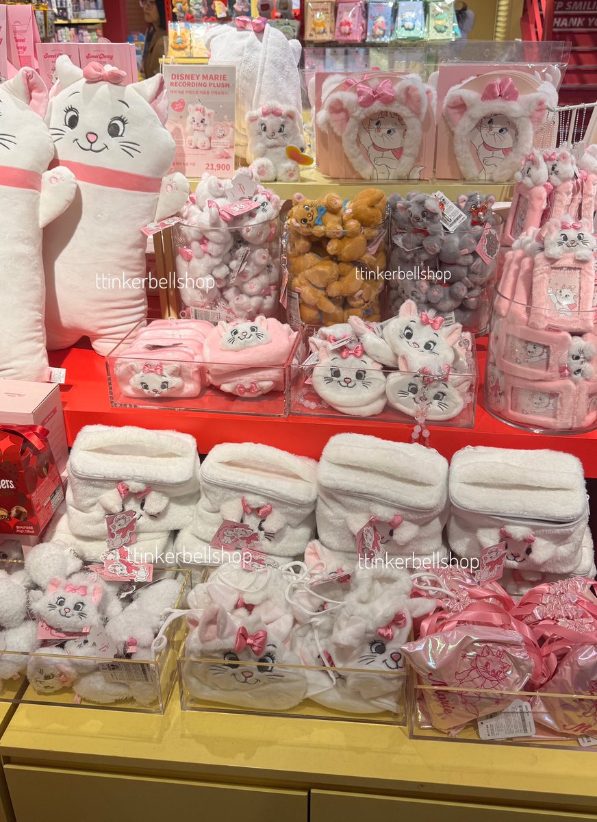 Ttinkerbellshop's tweet photo. Butter x Aristocats Disney

#รับหิ้วเกาหลี 
คอลเลคชั่นใหม่น่ารัก โซคิ้วว~ 

สินค้าถึงไทย 18/02 https://t.co/oKyTaV44TR