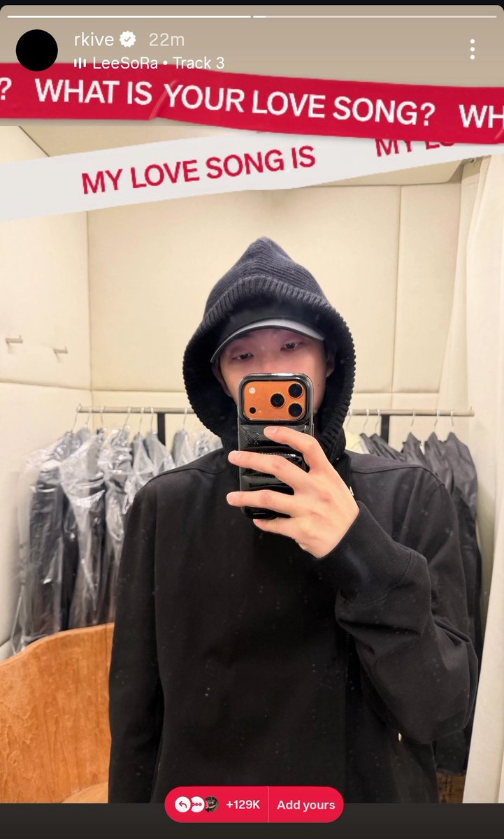 winnttaebear's tweet image. Namjoon came home