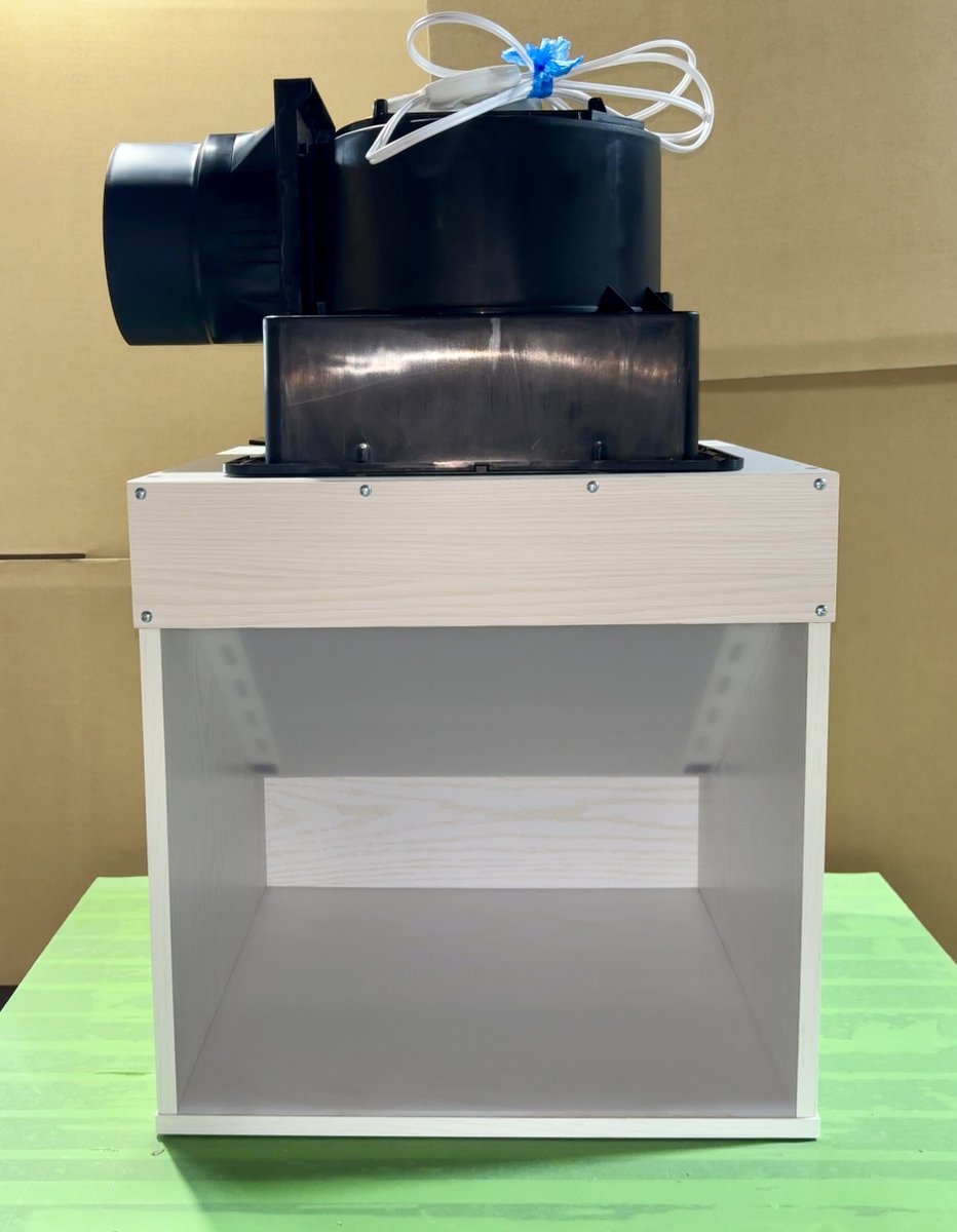 ご注文いただいたミドルエンドモデルの天井設置型塗装ブースを発送