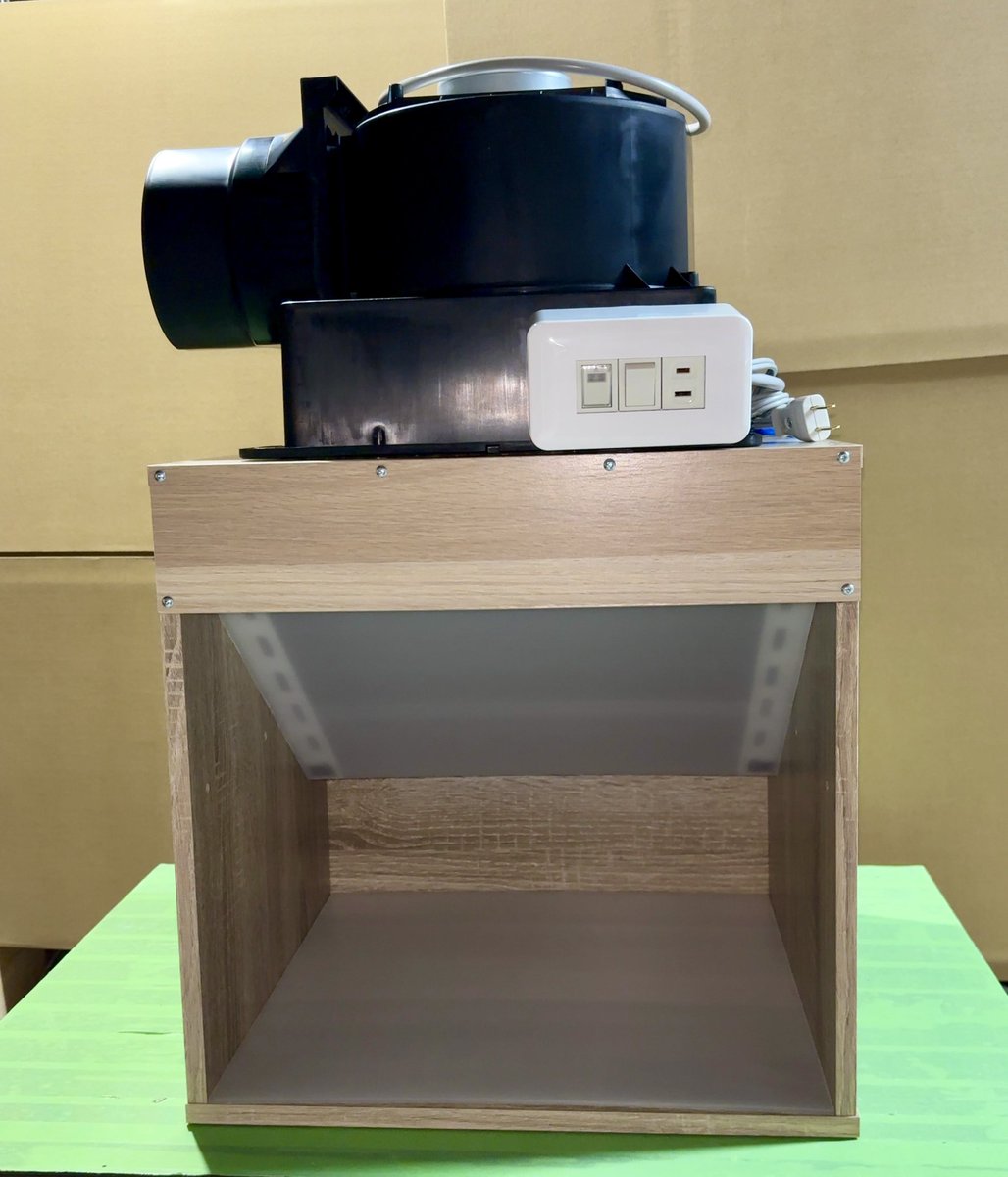 ご注文いただいたミドルエンドプラスの天井設置型塗装ブースを発送