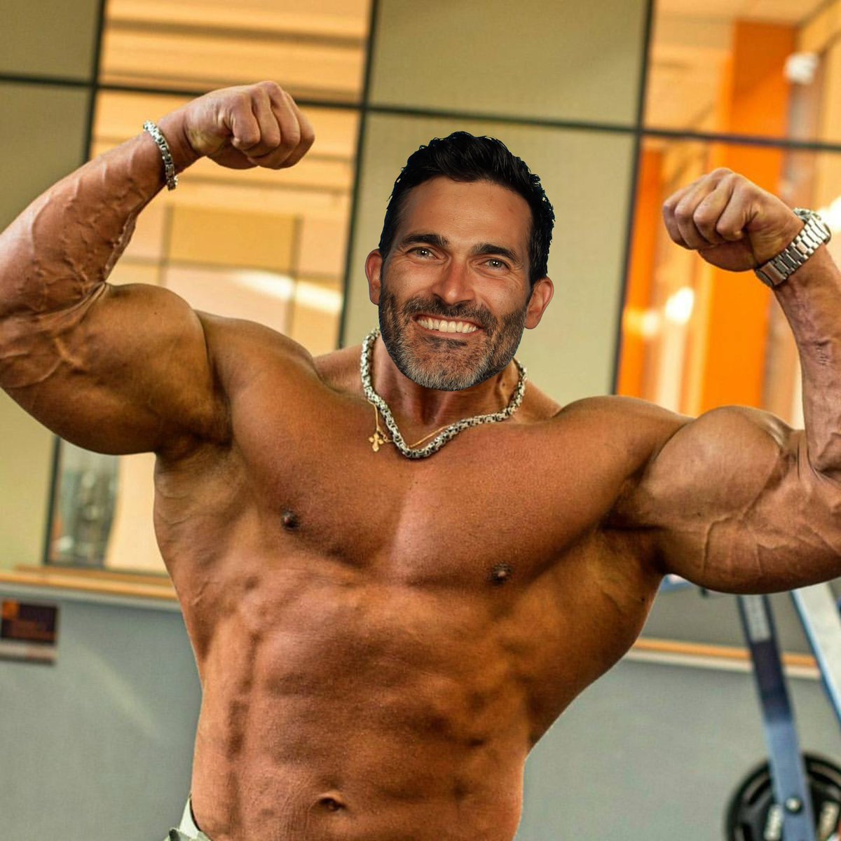 Happy Valentine’s Day everyone and to celebrate here’s Liam Hemsworth and Tyler Hoechlin