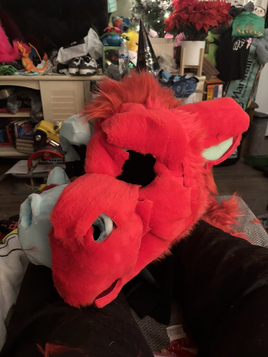 FlamingoFancyFursuits tweet media