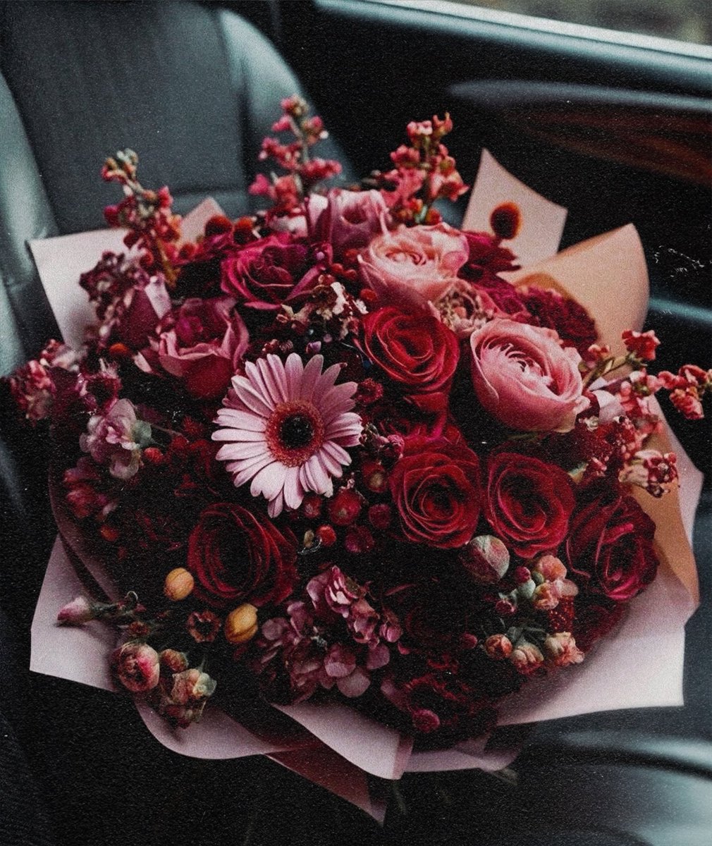 <a href="/BrttyBaddie/">Phoebe Hawthorne</a> 𝙷𝚊𝚙𝚙𝚢 𝚅𝚊𝚕𝚎𝚗𝚝𝚒𝚗𝚎’𝚜 𝙳𝚊𝚢, 𝚖𝚢 𝙱𝚕𝚘𝚗𝚍𝚒𝚎 𝙱𝚊𝚋𝚢. 𝙿𝚛𝚎𝚝𝚝𝚢 𝚕𝚒𝚝𝚝𝚕𝚎 𝚋𝚛𝚊𝚝 𝚝𝚑𝚊𝚝 𝚖𝚎𝚕𝚝𝚜 𝚠𝚑𝚎𝚗 𝙸 𝚜𝚚𝚞𝚎𝚎𝚣𝚎 𝚑𝚎𝚛 𝚓𝚞𝚜𝚝 𝚛𝚒𝚐𝚑𝚝. 𝚈𝚘𝚞’𝚕𝚕 𝚊𝚕𝚠𝚊𝚢𝚜 𝚑𝚊𝚟𝚎 𝚊 𝚜𝚊𝚏𝚎 𝚜𝚙𝚊𝚌𝚎 𝚠𝚒𝚝𝚑 𝚖𝚎. 

- 𝚁𝚒𝚌𝚘