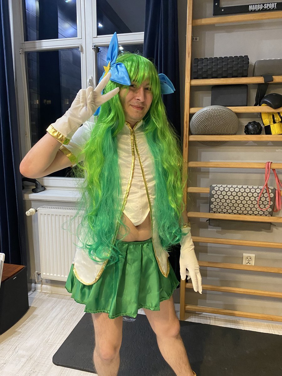 Robertoos tweet media