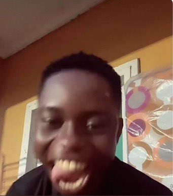 Anonymouslyview's tweet image. I’m too high for this vawulences but we moveee!!!! 😭😂😂#Audiocar