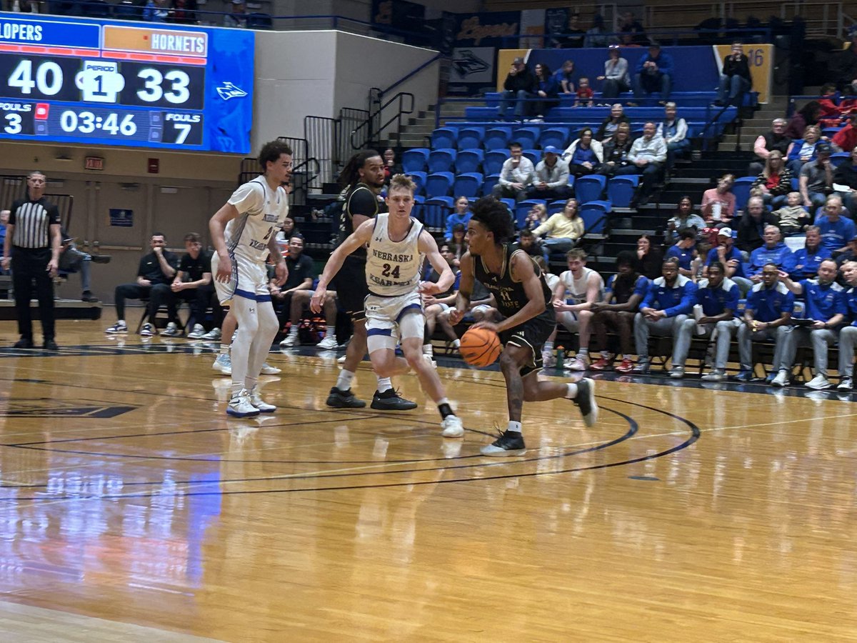 Jon Willis tweet media