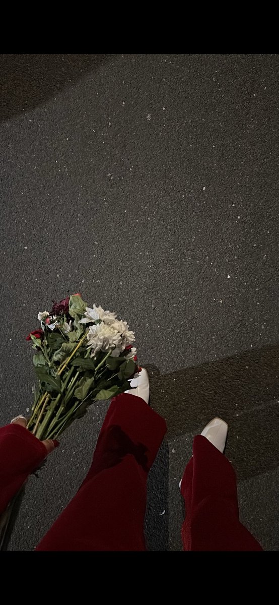 _Asiw tweet picture