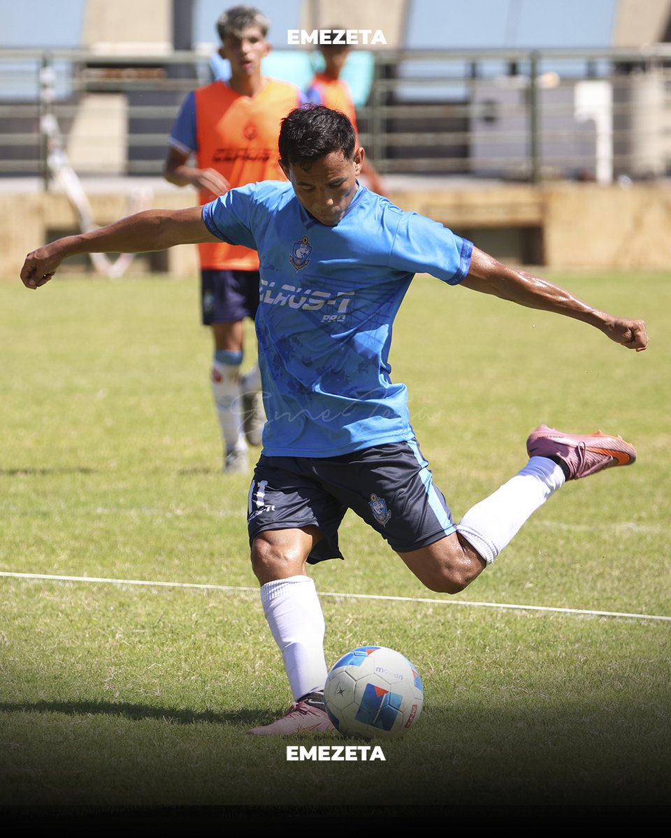 José Daniel Bnadez ⚪🔵

📸 <a href="/MiguelZamoraC/">Miguel Zamora C</a> 

#VamosPumas ⚪️🔵