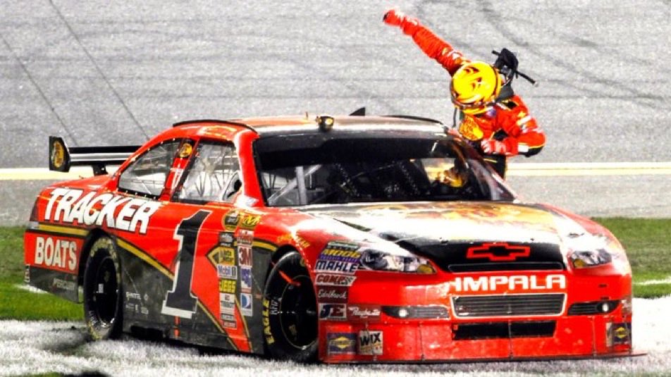 LegendsNascar's tweet photo. Jamie McMurray won the 2010 Daytona 500 16 years ago today. π
#JamieMac π @DAYTONA https://t.co/yPCgupSZG3