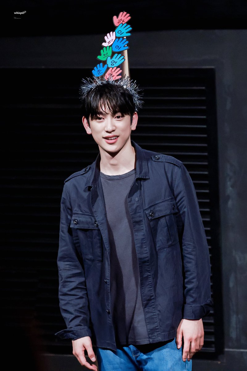 Good morning. Park Jinyoung 

Wishing you a calm heart, a bright mind, and a beautiful day ahead 💚🍑🐥🍀

#진영 #JINYOUNG 
#박진영 #ParkJinYoung
#IGO7 #갓세븐 #GOT7 <a href="/GOT7/">GOT7 (갓세븐)</a>