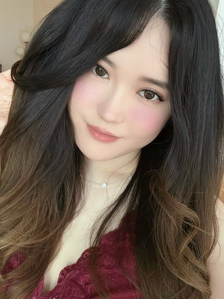BunnyS1mp's tweet photo. So freaking gorgeous 😍😍😍 https://t.co/q2koAXhidN