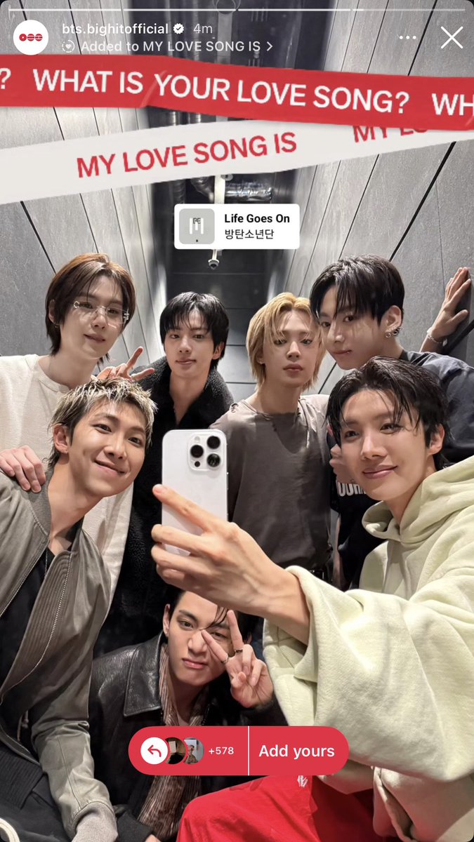 Look at them 😭