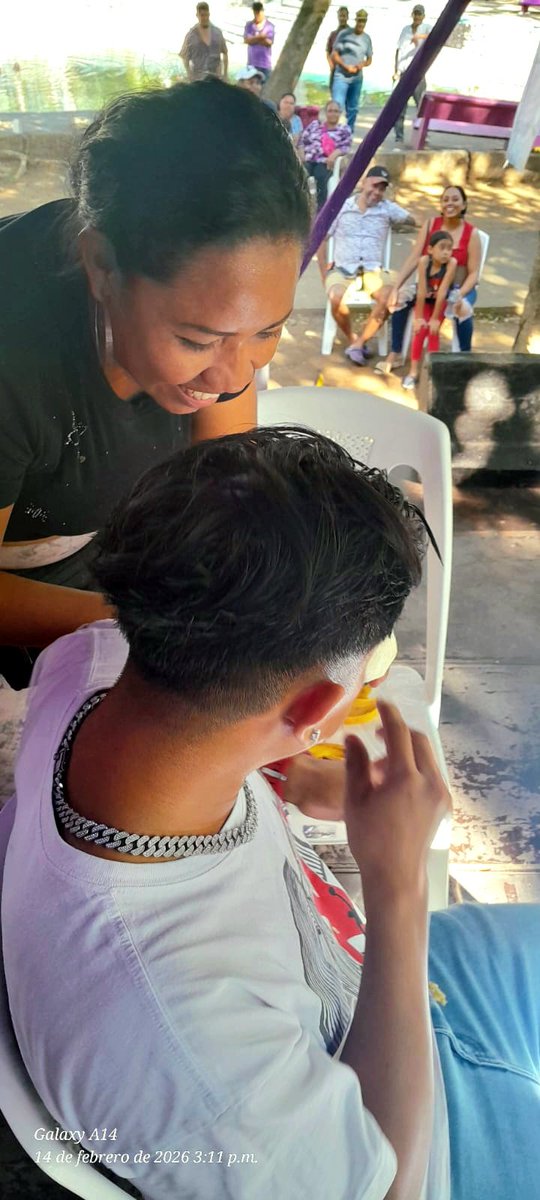 Alegría y diversión se vive en el Centro Turístico El Trapiche con "El Beso Más Dulce", en el día del Amor y la Amistad♥️💋

#NicaraguaFascinanteIrresistible 
#Managua #ElTrapiche