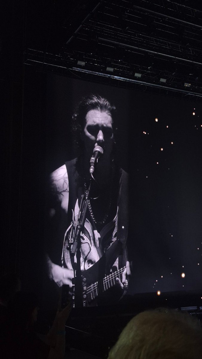 mfernandah_'s tweet photo. @SynysterGates Feliz dia my Love! https://t.co/yBOP5zxaG6
