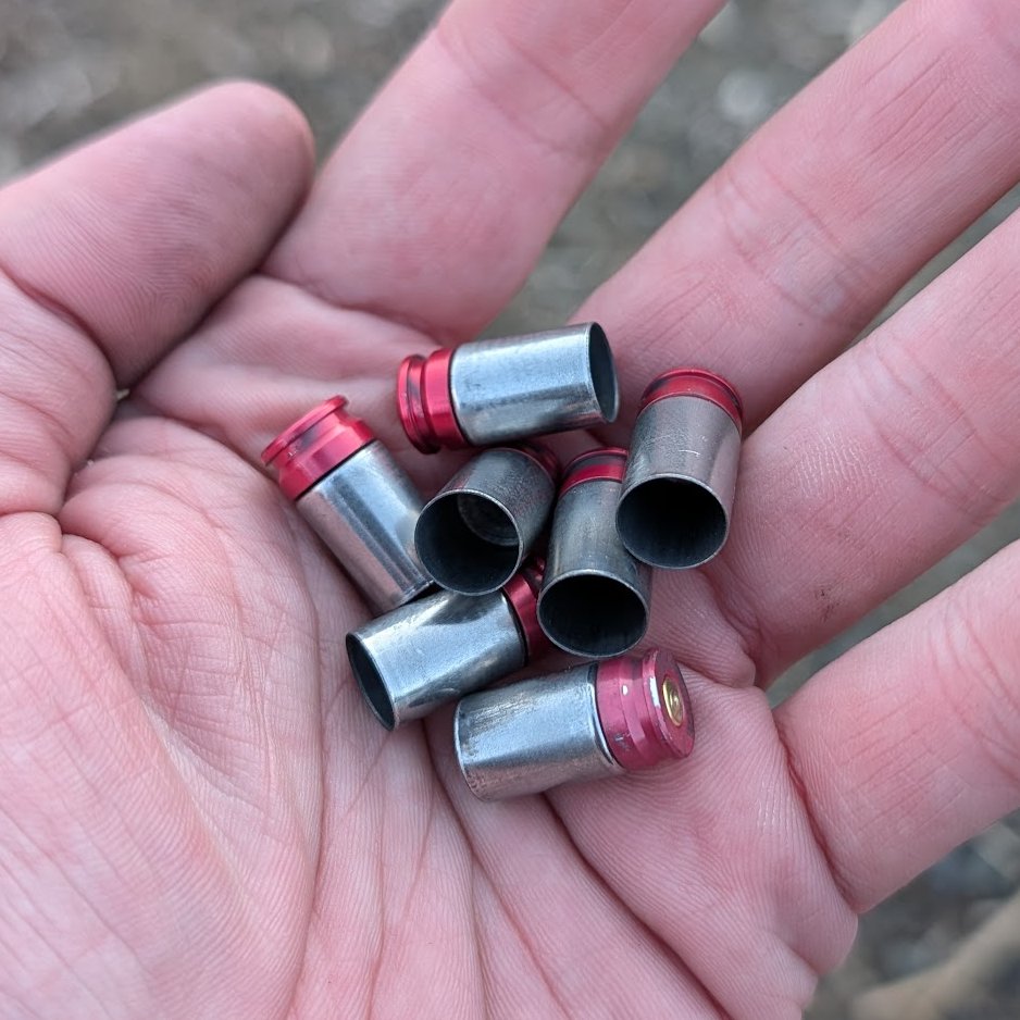 hoplopfheil's tweet image. IS THAT THE AMMO FROM TARKOV